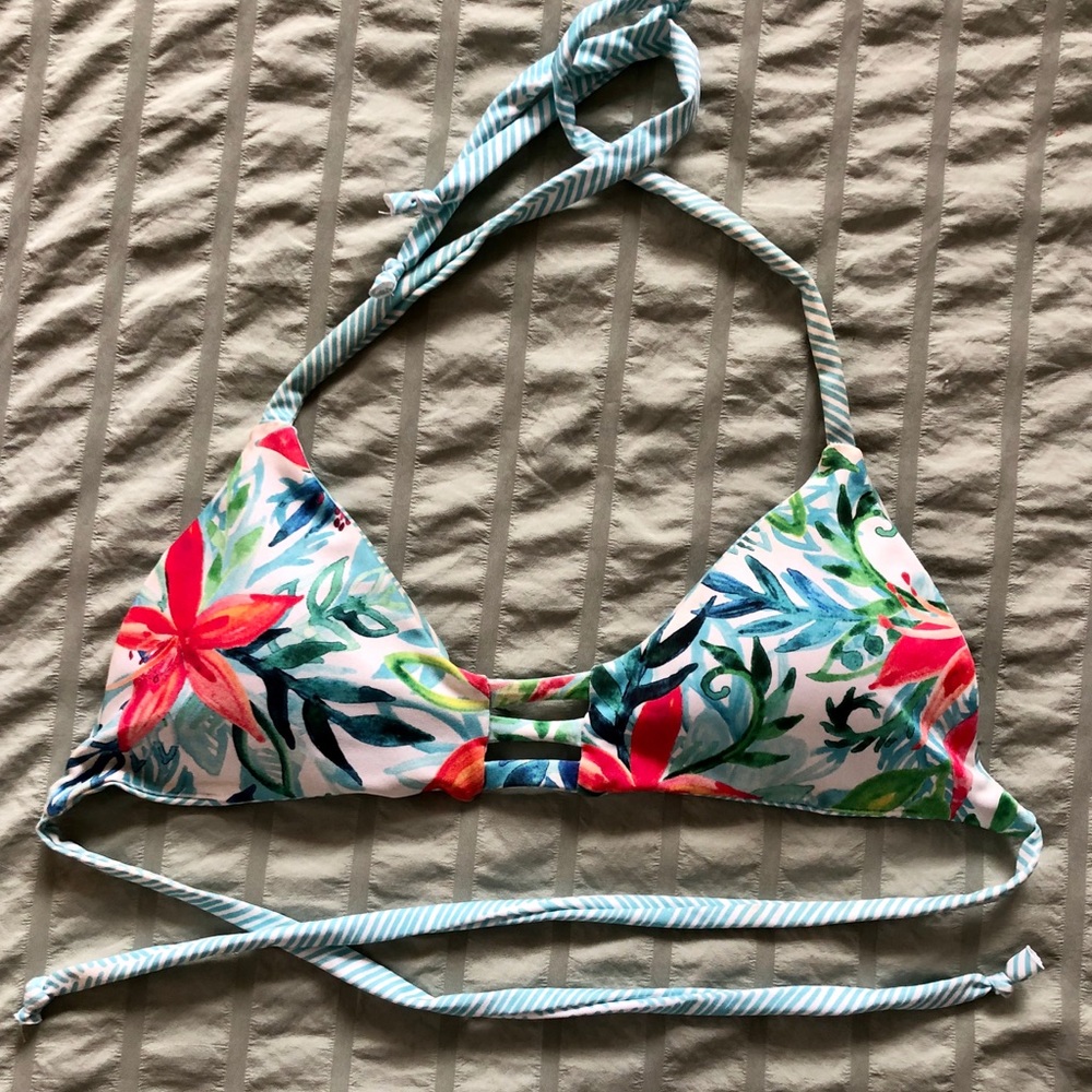 LSea Swim top
